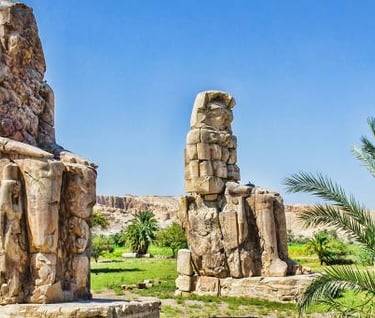 a group of statues of statues of statues of people