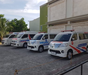 Armada Ambulan gratis Masjid Jami' Al Badr dan Masjid Jami' Abu Darda'