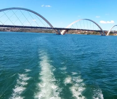 Flyama - Ponte JK no Lago Paranoá, Brasília - DF