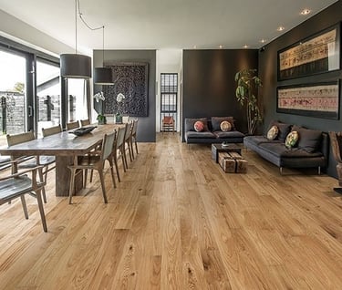rénovation et ponçage de parquet pin faite par chantiers express