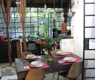 Sala e cozinha - Refúgio do Sagrado, Moreré