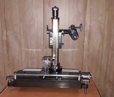 Travlling Microscope