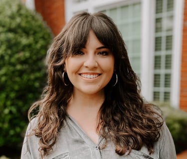Amy Strang