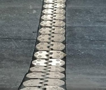 Agrafe bande caoutchouc