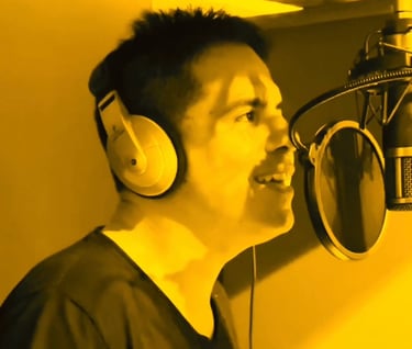 Phelan Kelly grabando la voz principal de "Senza Corpo" en MCA Studios