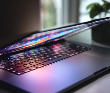 a laptop computer Teck IT