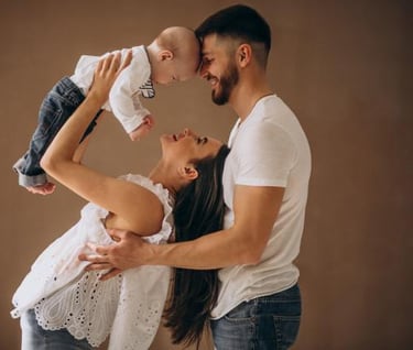 photo d'une famille souriante