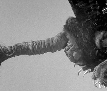The Giant Claw bird monster.