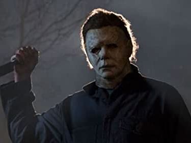 Michael Myers, knife in hand