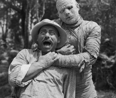 Lon Chaney as the Mummy claims another victim