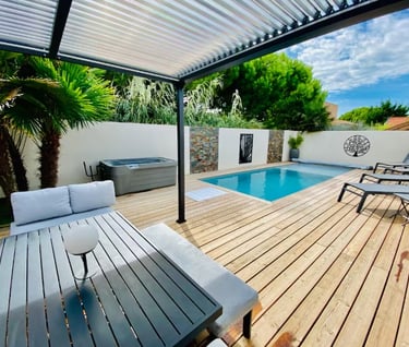 Exterieur optimisé pour location courte durée à Salles-sur-mer