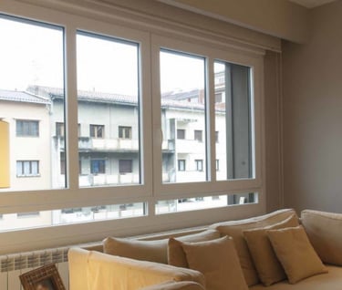 ventana pvc blanca en Vimianzo