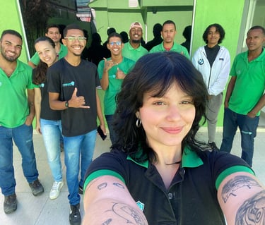 funcionários da empresa felizes