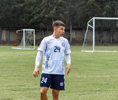 FUTBOL SIMON HERRERA DEFENSA CENTRAL. CONTENCION. LATERAL