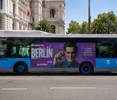 Publicidad lateral en autobuses de Madrid centro