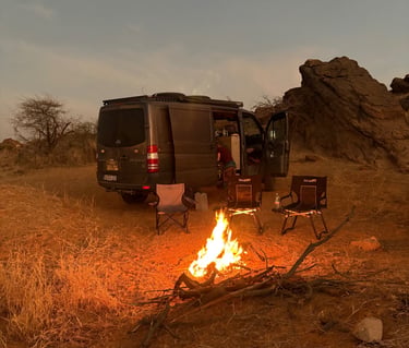 Offroad Reise durch die Wüste Marokkos mit Allrad Van
