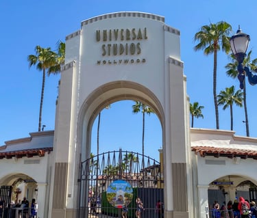 Entrada principal a Universal Studios Hollywood en Los Angeles California