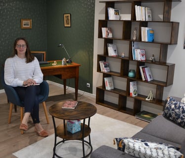 Thérapie de couple à Mâcon. Thérapeute de couple en visio. Thérapie familiale à Mâcon. Sexologue.