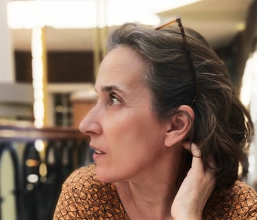 Portrait de Julie Rozenn. Portrait de Julie Rozenn Boudet. Portrait de JULIE BOUDET.