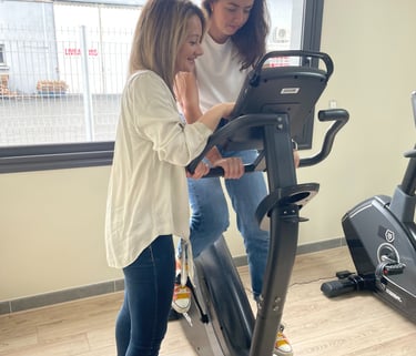 Un vélo pour travailler les muscles des jambes et renforcer le système cardio-vasculaire.