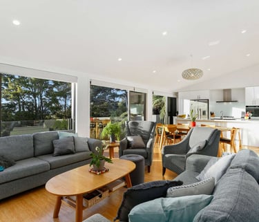 Open plan new build Titirangi - Highend Homes - Auckland builder