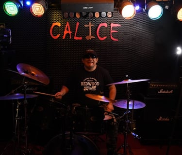 Carlitos Calice Músico Baterista de Sesión - Multiintrumentista.