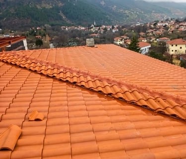 Seferihisar'da eski çatı yenileme ve restorasyon projeleri