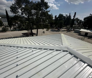 Teos antik kenti yakınında tarihi çatı restorasyonu Seferihisar