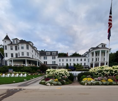 A picture of the Grand Hotel on Mackinac Island.