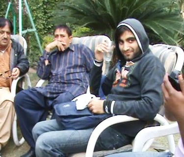Naghman Saleem at Shoot Of Kafra With Father ,Writer ,Director Saleem Murad & Actor Shafqat Cheema