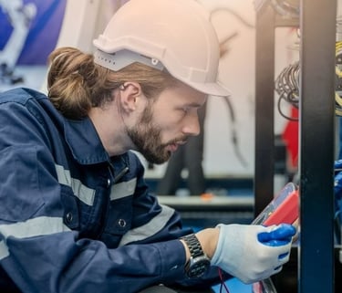 Trafo bakımı güvenlik için zorunludur. ZED Elektrik Mühendislik