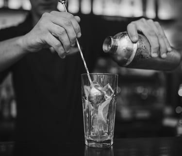 Lifestyle cocktail photography