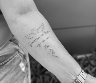 tatuagem fine line homenagem familia mae fortaleza