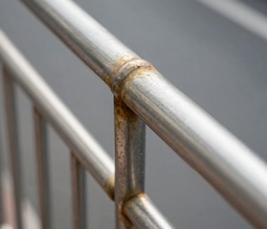 Removing tea staining from stainless steel