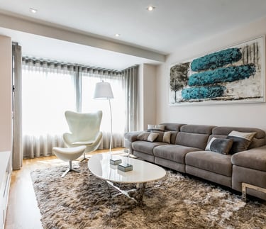 Interiorismo y decoración de lujo de un salón en Camins al Grau de Valencia