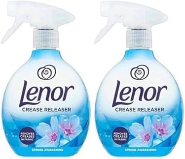 a pair of lemonader spray bottles of lenor