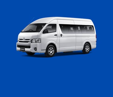 Toyota Hiace commuter putih jumlah tempat duduk 15.