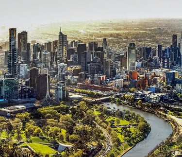 Phot of Melbourne skyline and Kings Domain