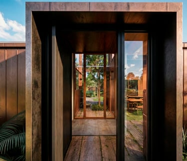 Ingreso a hall y patio interno en casa moderna. casa rancho. arquitectura con sentido.