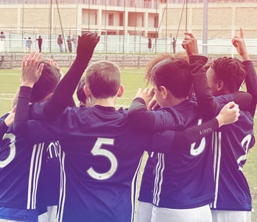 Joueurs U10 et U11 du FC Saulx en match à Saulx-les-Chartreux, club de football en Essonne
