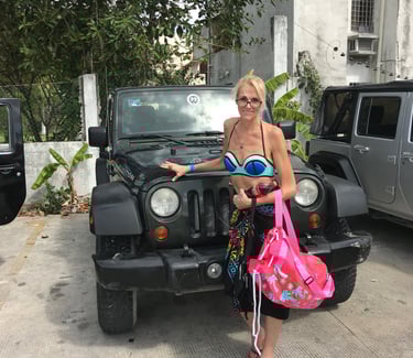 Picking up my 4 x 4 in Cozumel