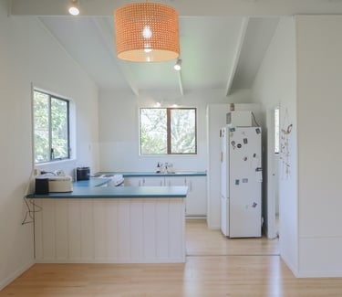 Stanmore Bay renovation - kitchen before