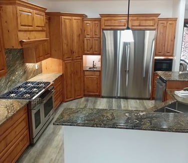 Knotty Alder Kitchen Cabinets