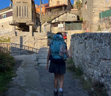 mulher no caminho de santiago