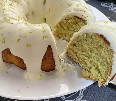 Bolo low carb de limão