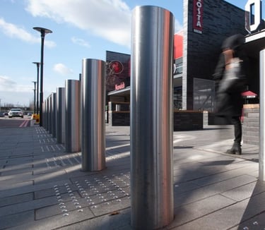Antiteroristiniai mažosios architektūros gaminiai