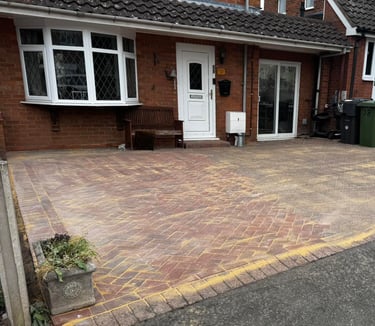 Driveway block paving patterns in Worcester property
