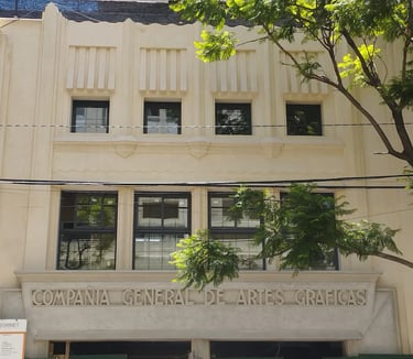 Fachada de dEco Sustentable, ex Imprenta Ferrazini, de Rosario restaurada por Almapiedra con Tecnan