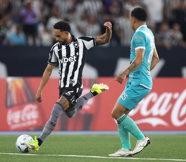 Vitinho do Botafogo um dos grandes destaque da partida.