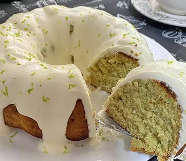 Bolo low carb de limão